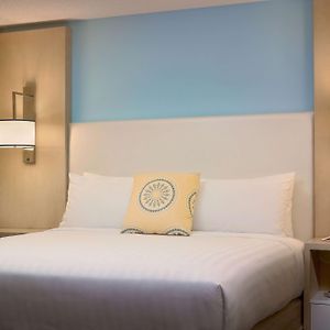 One-Bedroom King Suite Mobility accessible